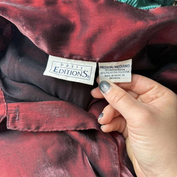 Basic Editions Women's Burgundy Metallic Button Up Shirt - Picture 6 of 6